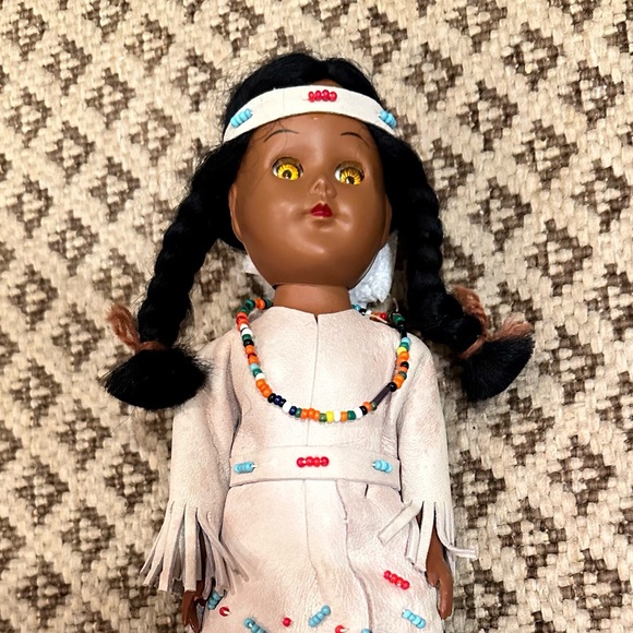 Other - Vintage Native American Doll with Papoose Baby
